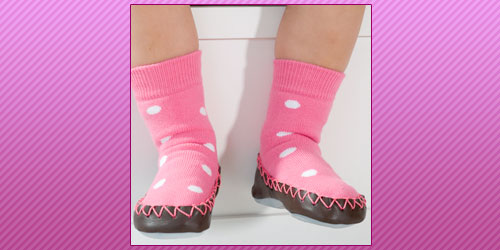 Les chaussons chaussettes - Wiki parents Les chaussons chaussettes - Wiki parents