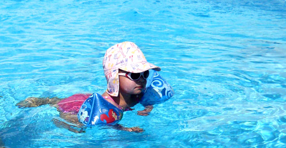 Piscine : la scurit des enfants prs des piscines